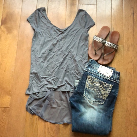 American Eagle Outfitters Tops - American Eagle short sleeve hi lo Top Xs